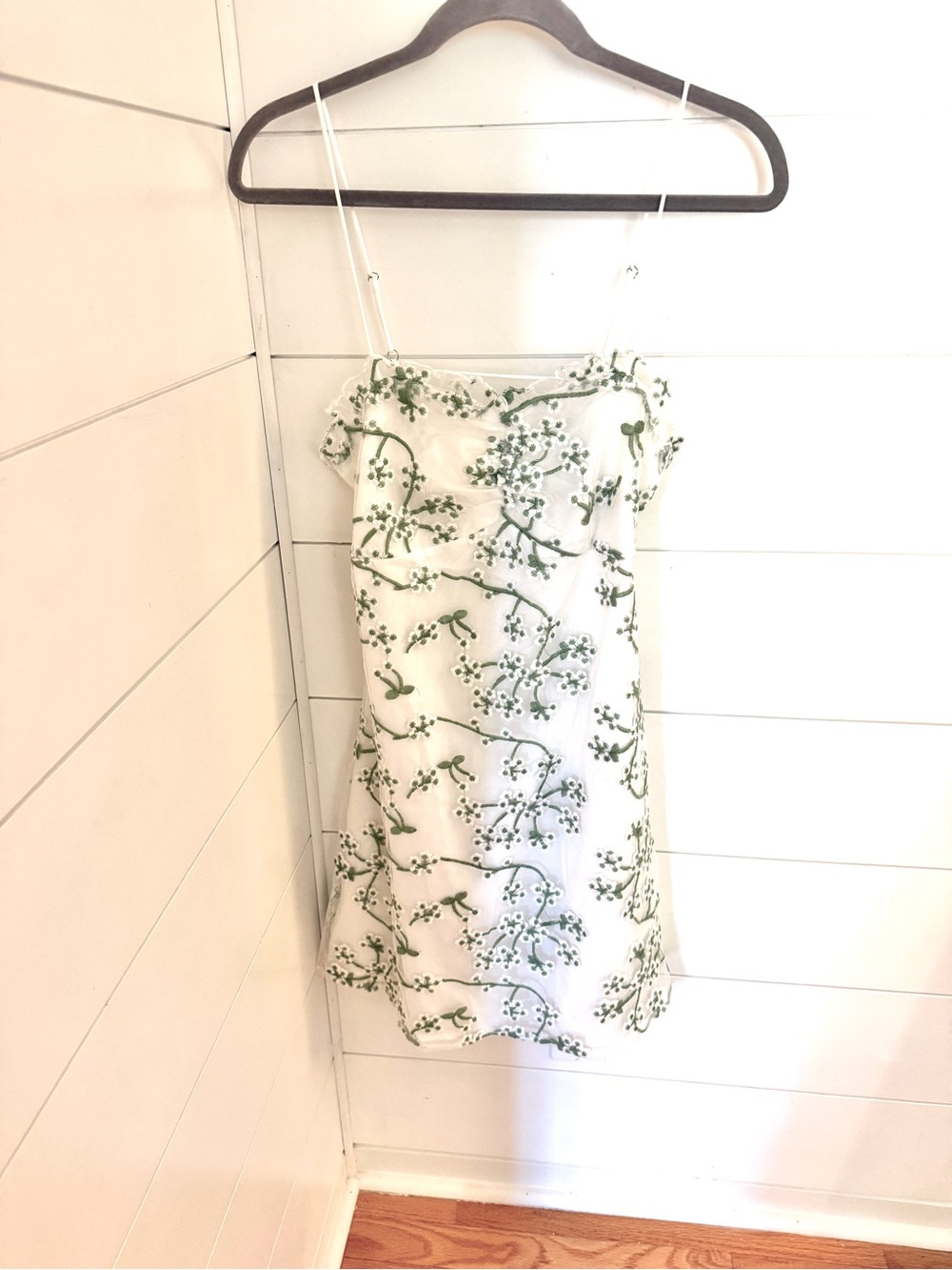 NWT Dreamy 12th Tribe Croatian Coast Floral Mini Dress in size M!